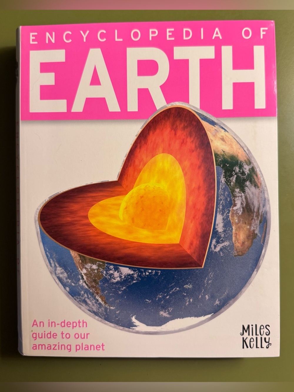 Encyclopedia of Earth Miles Kelly Hardcover 2019 Science Reference Book. In grea